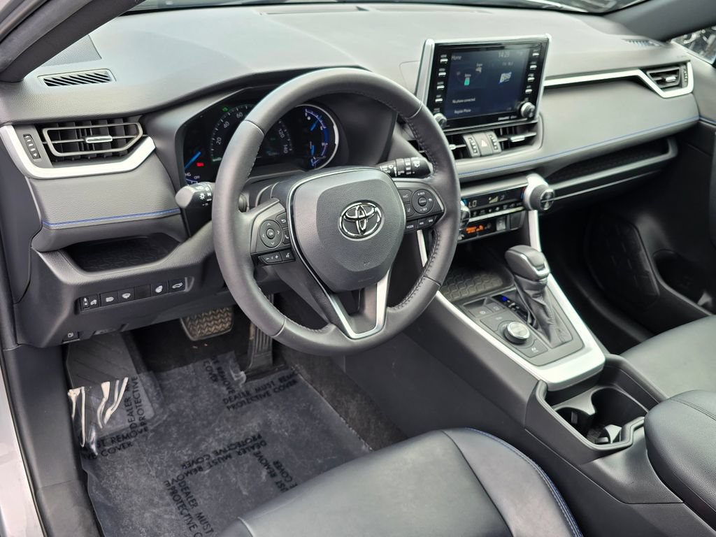 Used 2021 Toyota RAV4 XSE w/ XSE Grade Weather Package AWD/4WD image 12