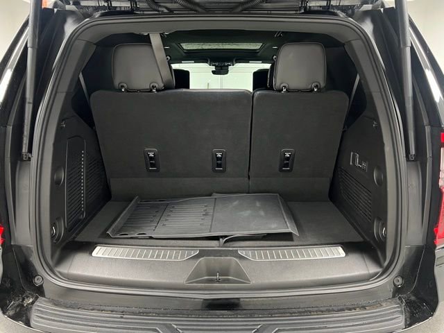 Used 2025 GMC Yukon Denali Ultimate w/ LPO, Floor Liner Package AWD/4WD image 49