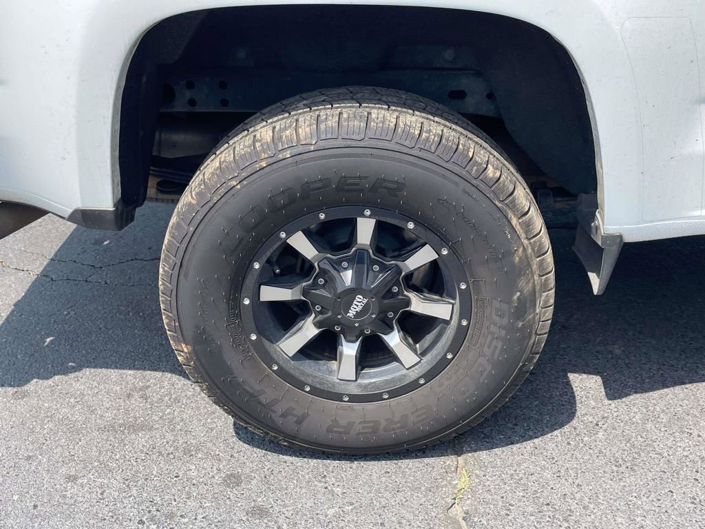 Used 2019 Chevrolet Colorado W/T AWD/4WD image 24