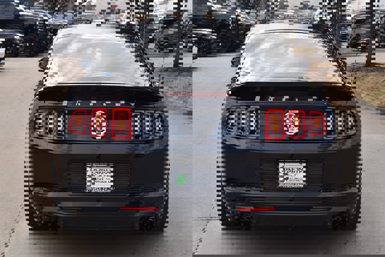 Used 2013 Ford Mustang Shelby GT500 image 9