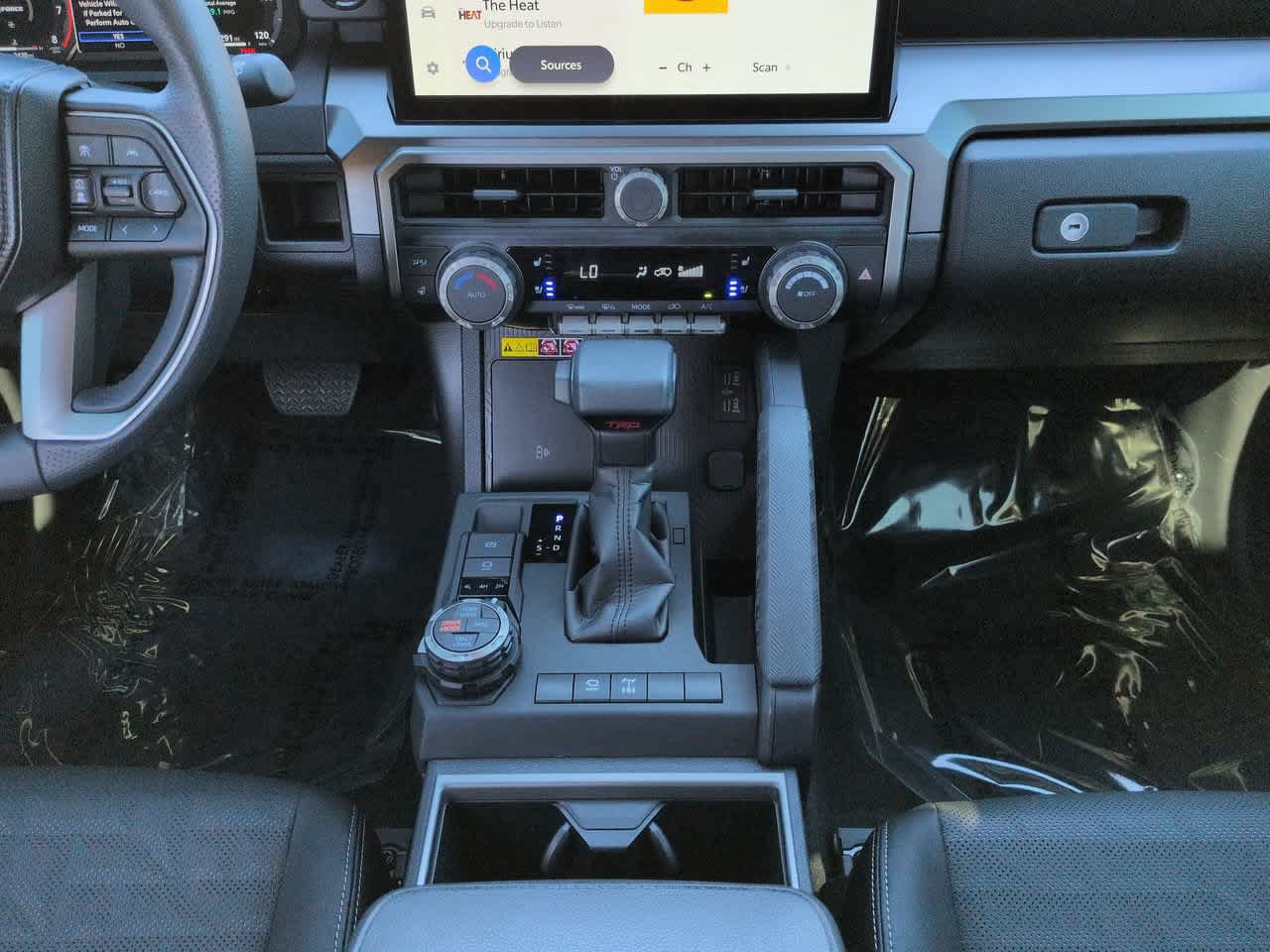 Certified 2026 Toyota 4Runner TRD Off-Road Premium AWD/4WD image 18