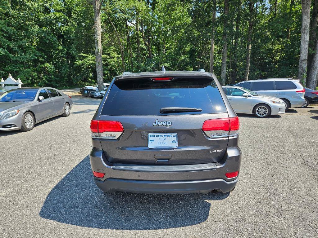 Used 2017 Jeep Grand Cherokee Laredo w/ Quick Order Package 2BE RWD image 9