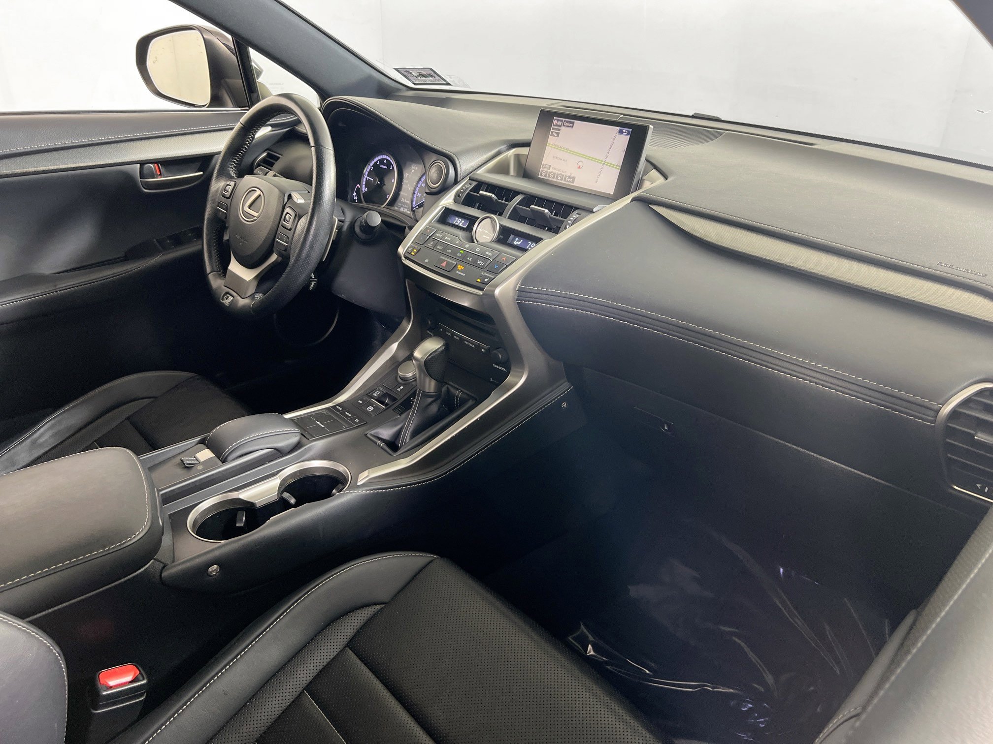 Used 2015 Lexus NX 200t F Sport image 29