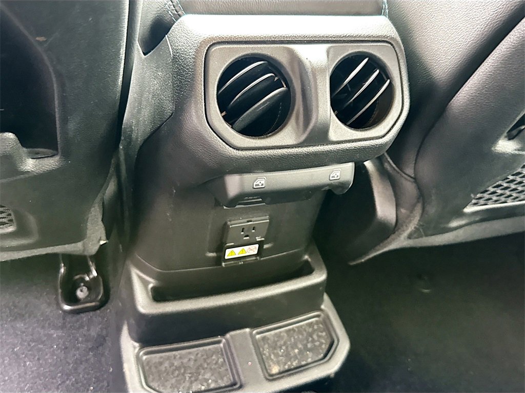Used 2022 Jeep Wrangler Unlimited Rubicon 4xe image 28