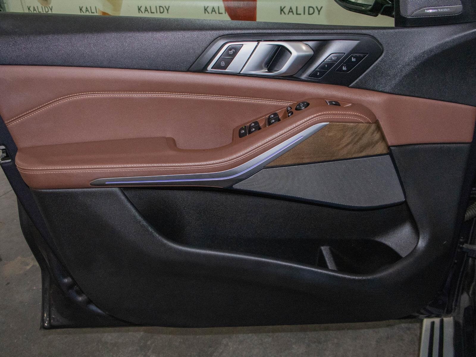 Used 2019 BMW X5 xDrive50i image 11