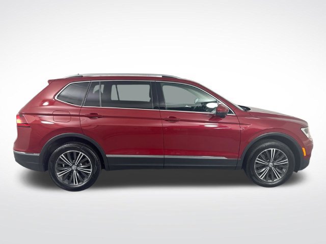 Used 2018 Volkswagen Tiguan SEL AWD/4WD image 36