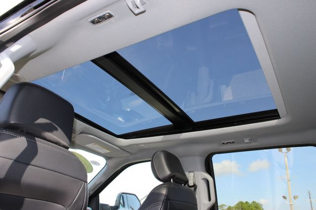 Used 2024 Ford F250 Lariat w/ Lariat Ultimate Package AWD/4WD image 27