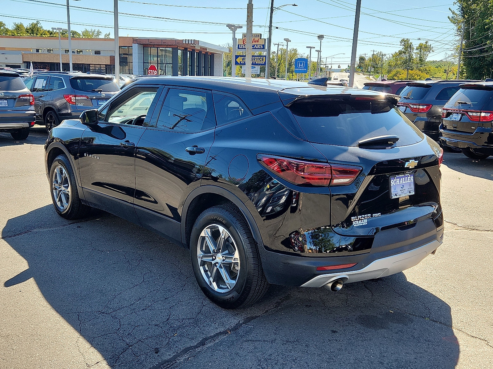Used 2023 Chevrolet Blazer LT image 4