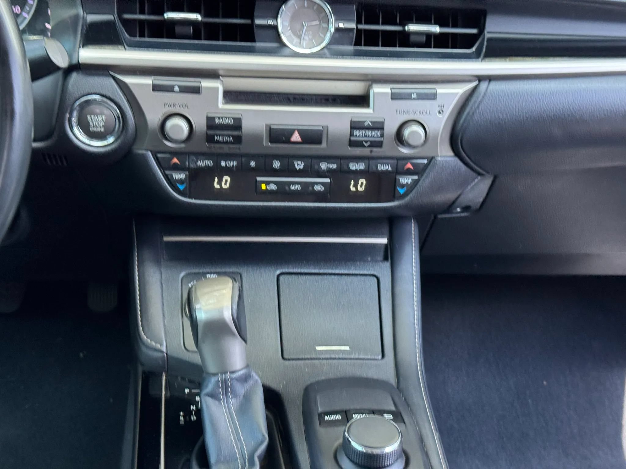 Used 2016 Lexus ES 350 FWD image 17