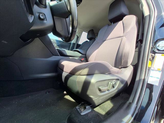 Used 2021 Toyota Venza LE w/ Carpet Mat Package (TMS) AWD/4WD image 14