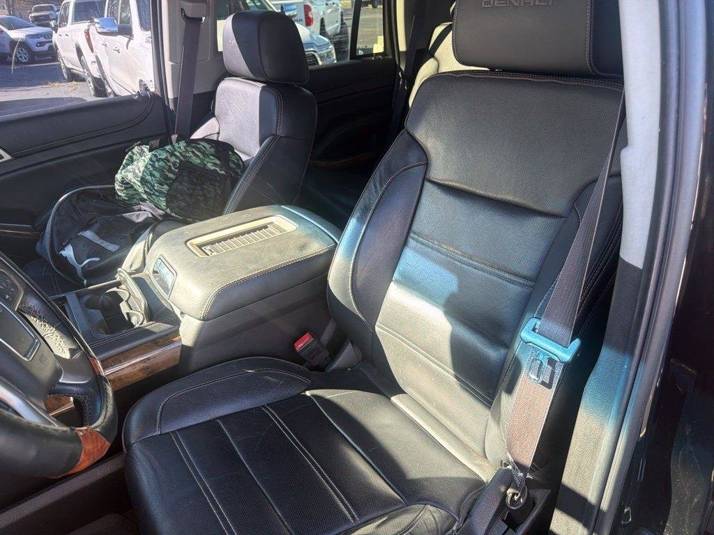 Used 2015 GMC Yukon Denali w/ Open Road Package AWD/4WD image 9