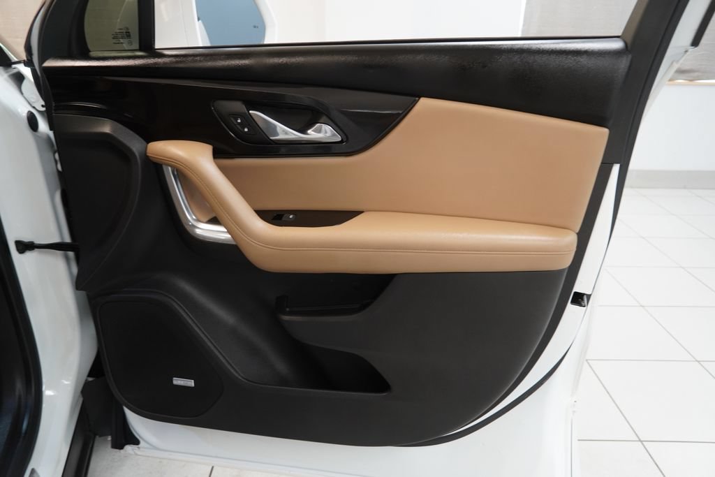 Used 2019 Chevrolet Blazer Premier w/ Sun and Wheels Package FWD image 34