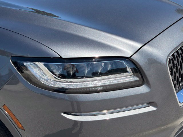 Used 2023 Lincoln Nautilus Reserve w/ Equipment Group 202A AWD/4WD image 9