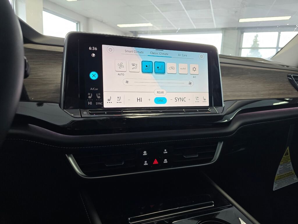 New 2025 Volkswagen Atlas Cross Sport SEL R-Line image 21