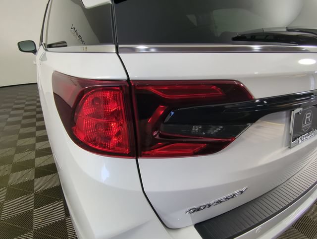 New 2027 Honda Odyssey Touring image 17