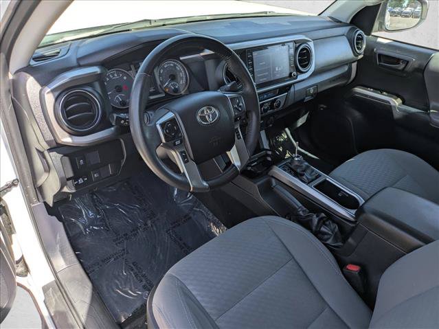 Used 2021 Toyota Tacoma SR5 AWD/4WD image 9