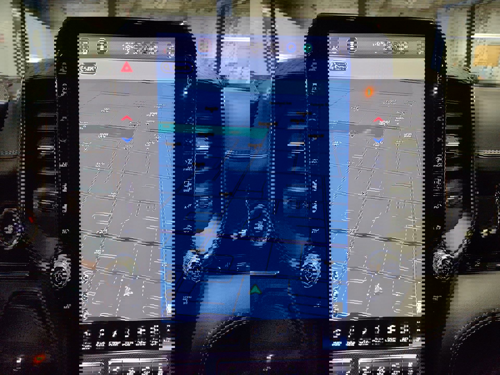 Used 2025 RAM 3500 Limited image 19