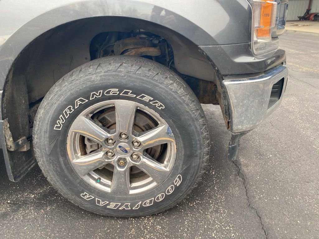 Used 2019 Ford F150 XLT w/ Max Trailer Tow Package image 6