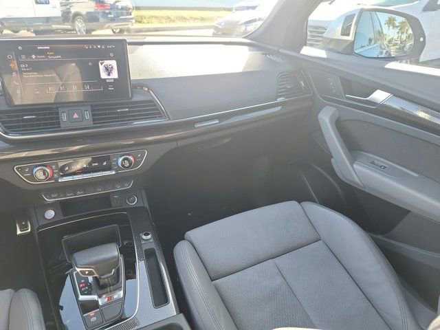 Used 2022 Audi SQ5 Premium image 21