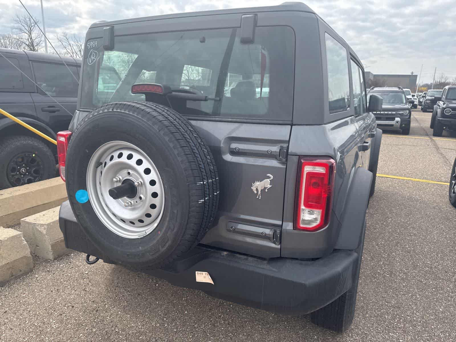 New 2026 Ford Bronco 4-Door AWD/4WD image 17