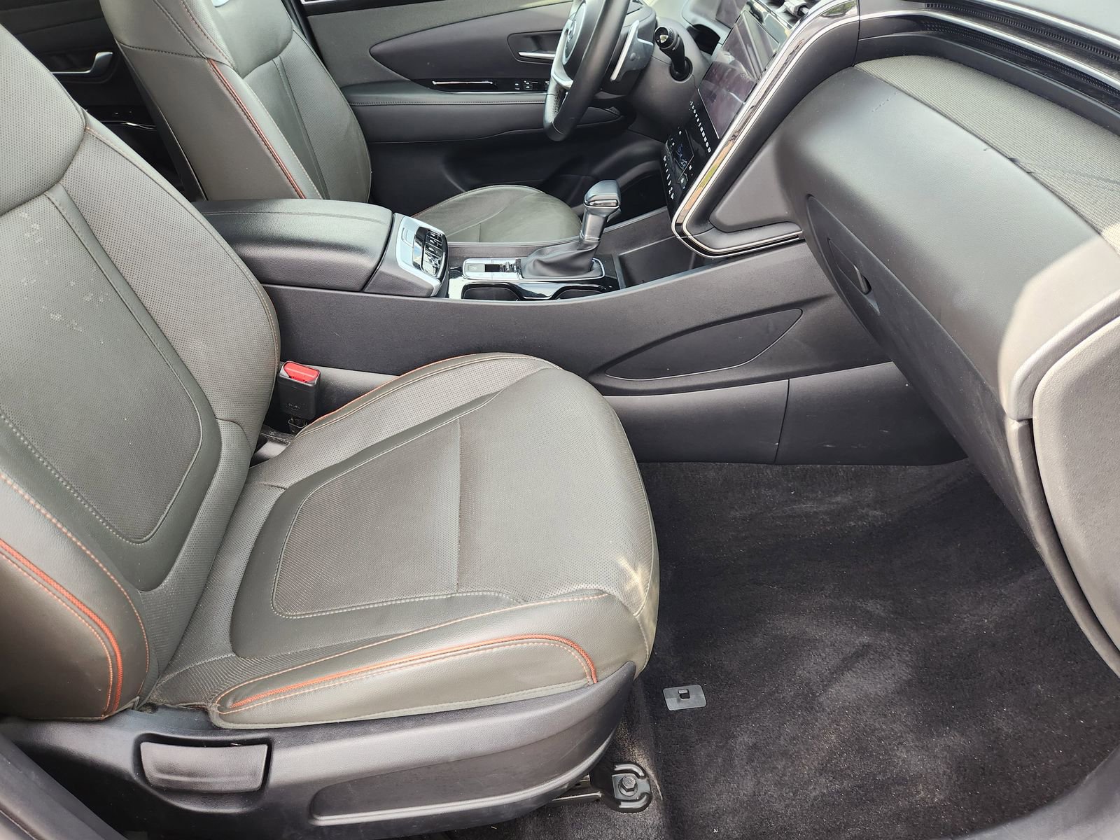 Used 2024 Hyundai Santa Cruz Limited AWD/4WD image 17