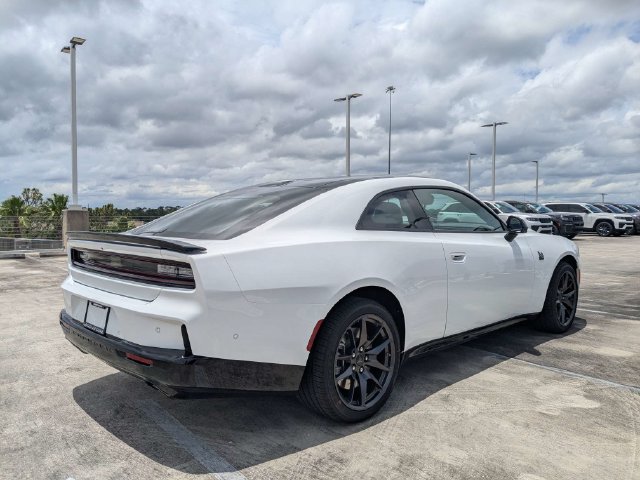 New 2026 Dodge Charger Scat Pack w/ Blacktop Package AWD/4WD image 4