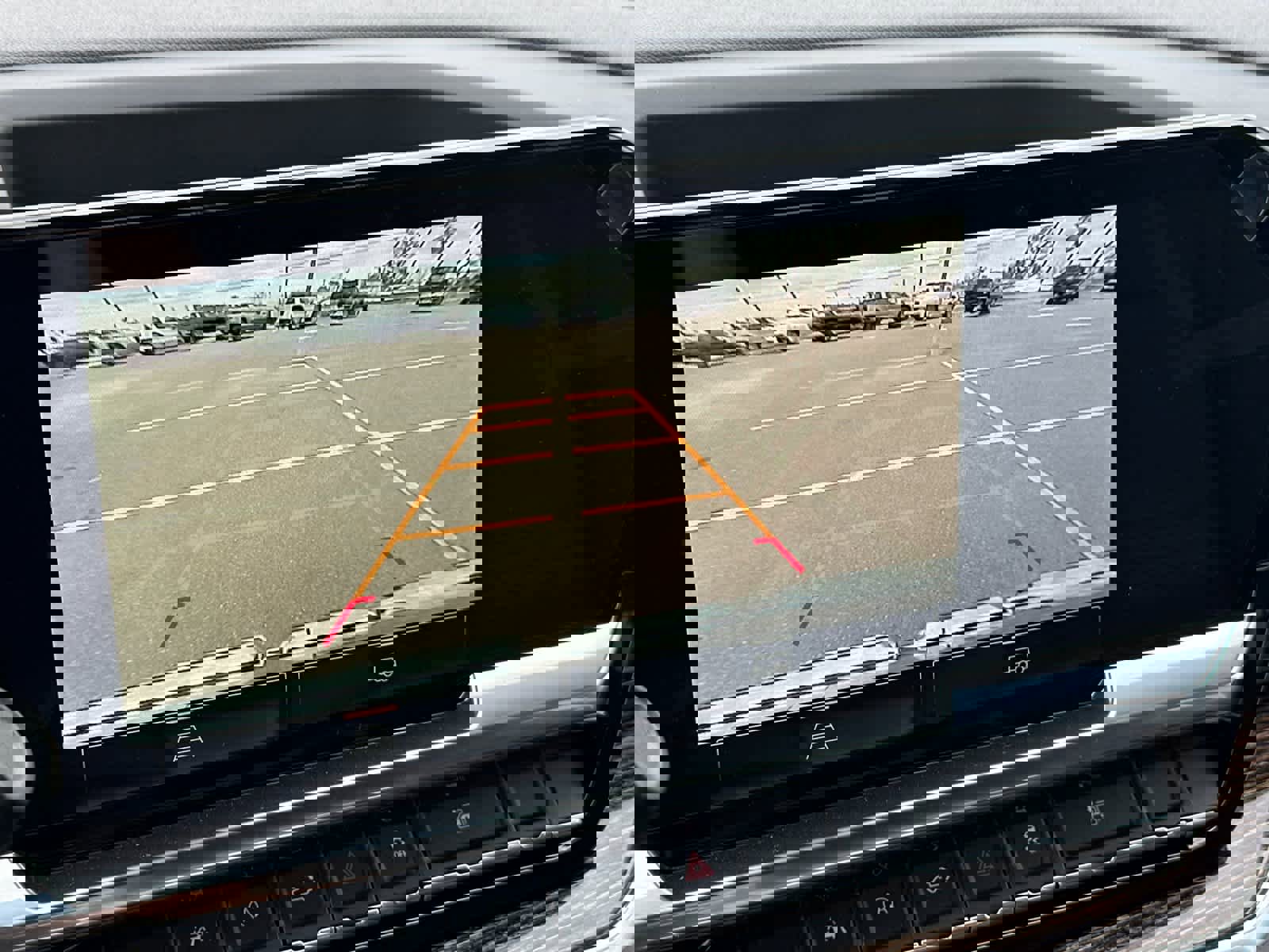 New 2026 GMC Sierra 1500 SLE w/ LPO, Black Badging Package image 18