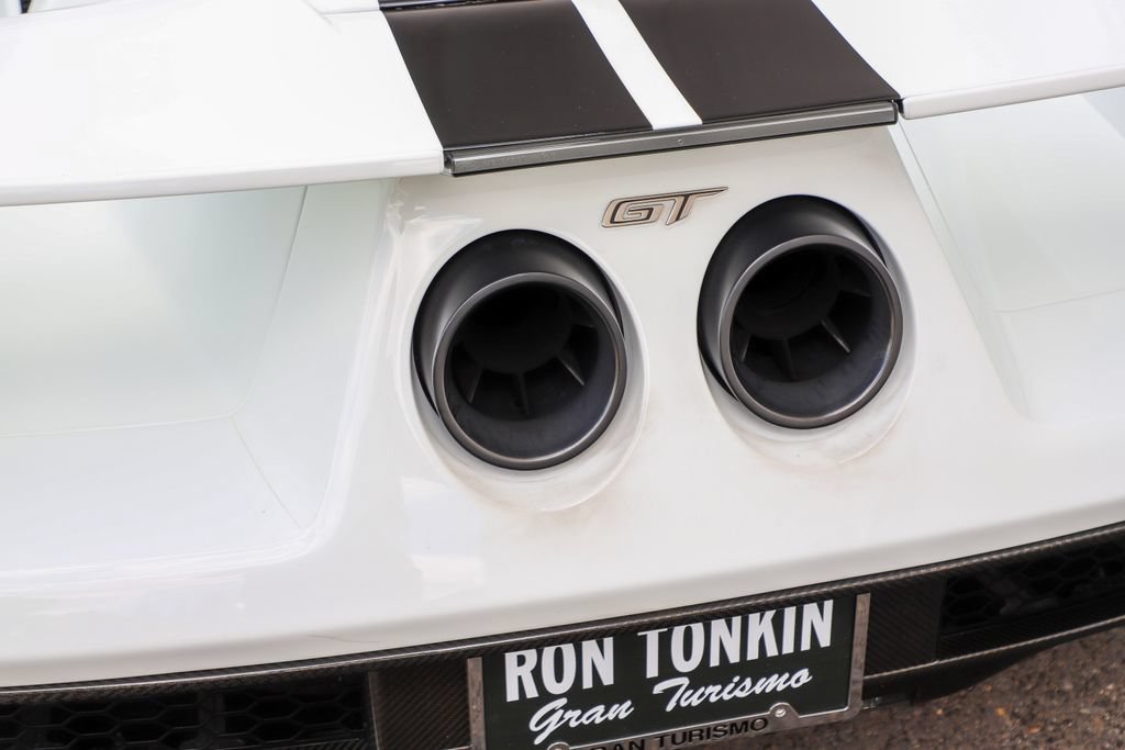 Used 2017 Ford GT RWD image 75