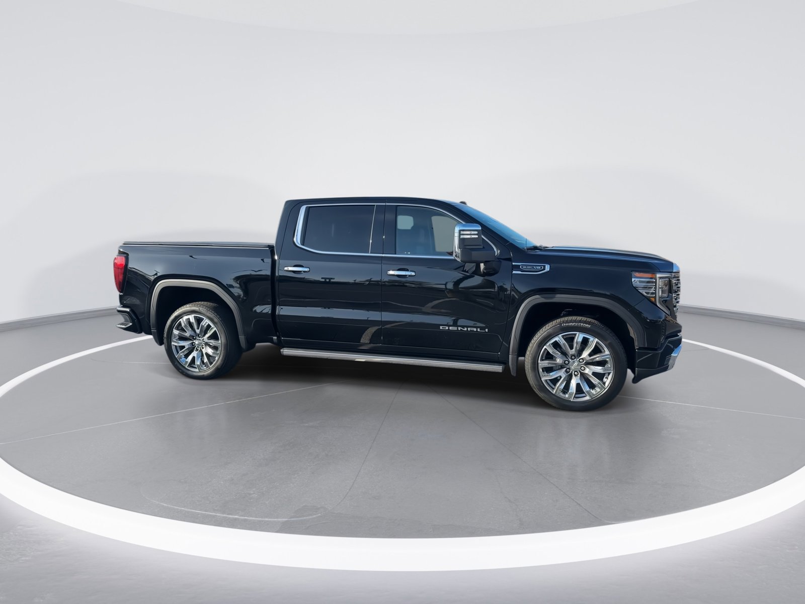 Used 2024 GMC Sierra 1500 Denali w/ Denali Reserve Package image 10
