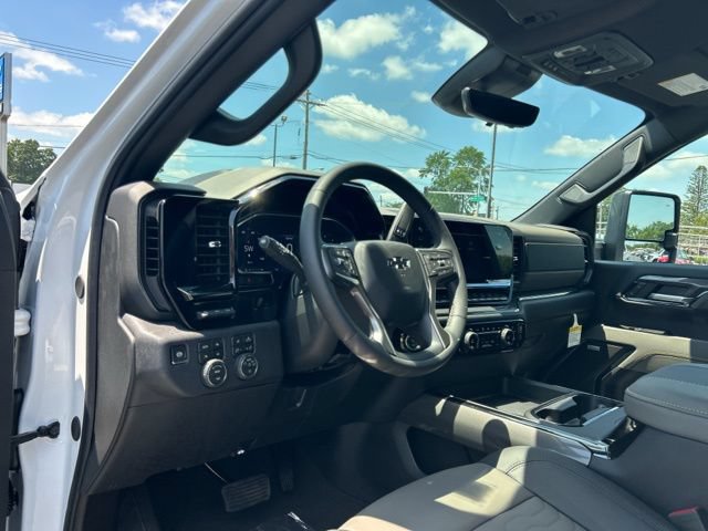 New 2026 Chevrolet Silverado 2500 ZR2 w/ LPO, Dark Essentials Package AWD/4WD image 29