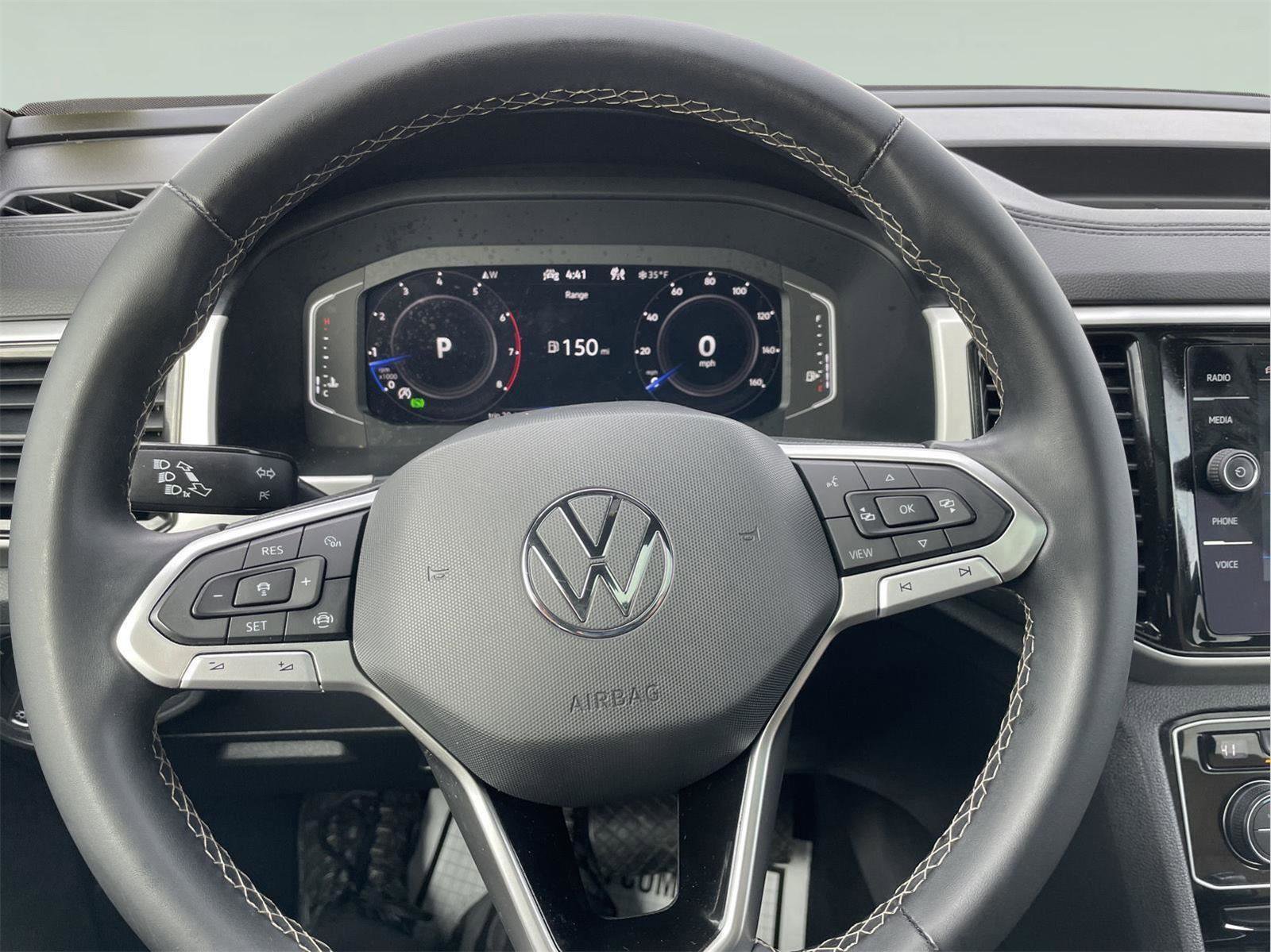 Used 2022 Volkswagen Atlas Cross Sport SE w/ Panoramic Sunroof Package image 27