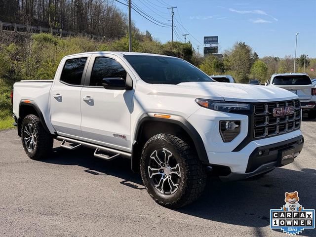 Used 2024 GMC Canyon AT4 AWD/4WD image 17