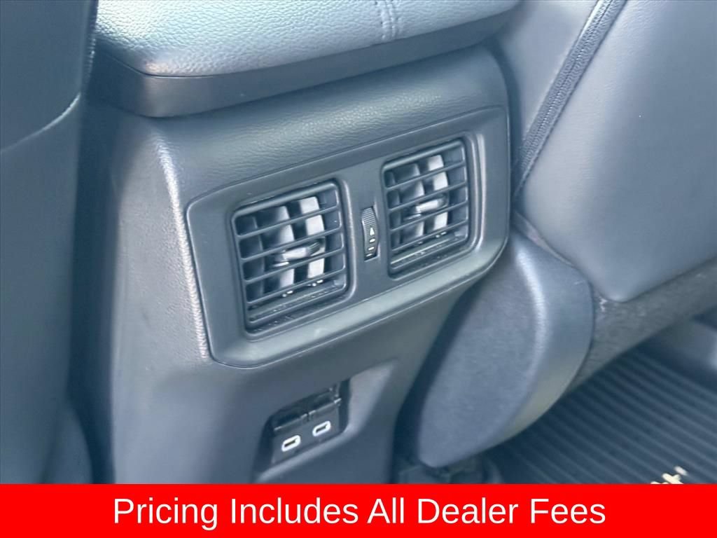 Used 2025 Toyota RAV4 XLE Premium FWD image 13