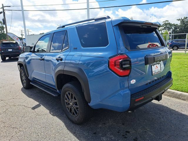 Used 2026 Toyota 4Runner SR5 AWD/4WD image 11