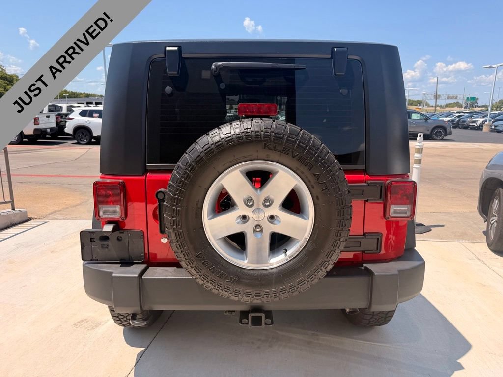 Used 2010 Jeep Wrangler Rubicon w/ PWR Convenience Group AWD/4WD image 6