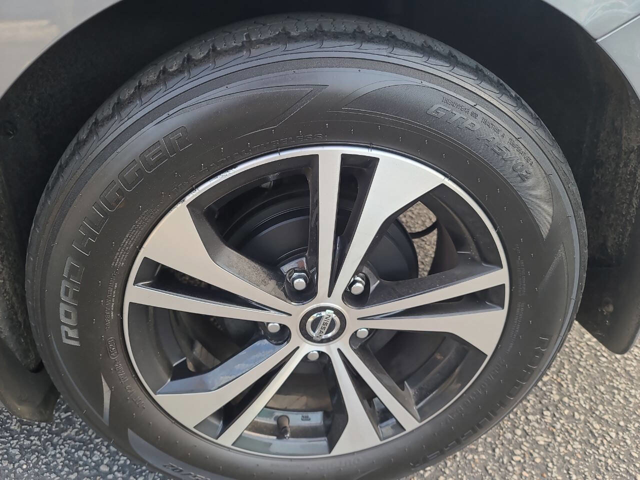 Used 2024 Nissan Sentra S FWD image 11