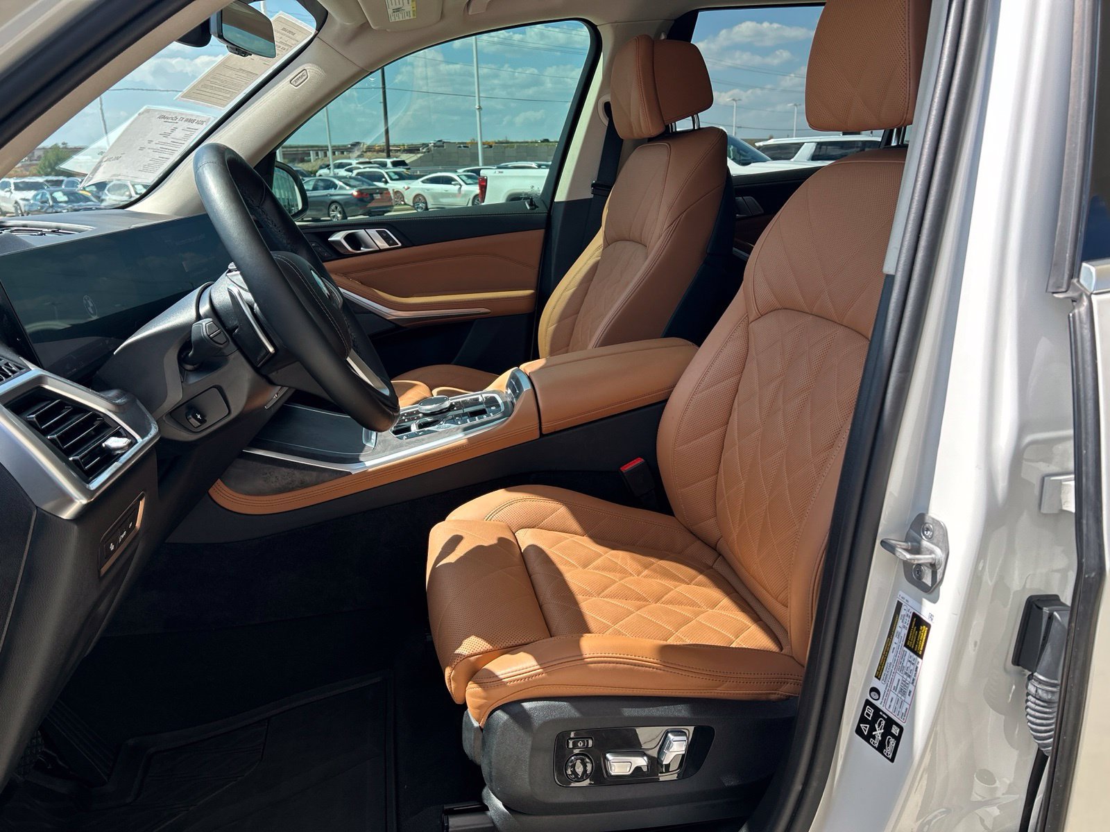 Certified 2024 BMW X7 xDrive40i AWD/4WD image 3