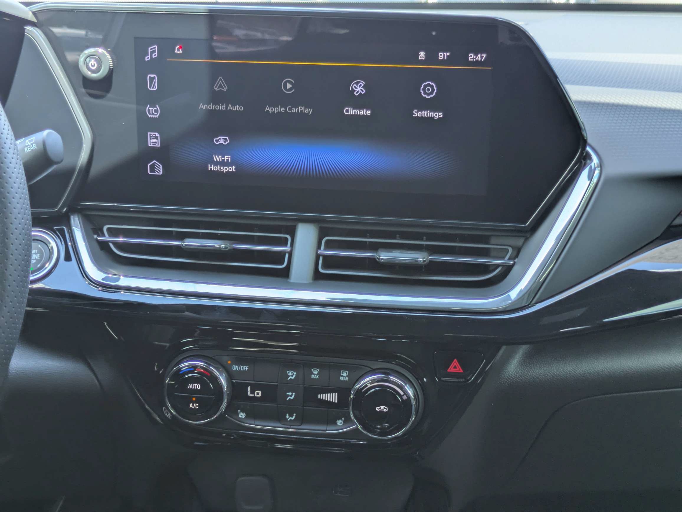 New 2026 Chevrolet Trax RS w/ Driver Confidence Package FWD image 5