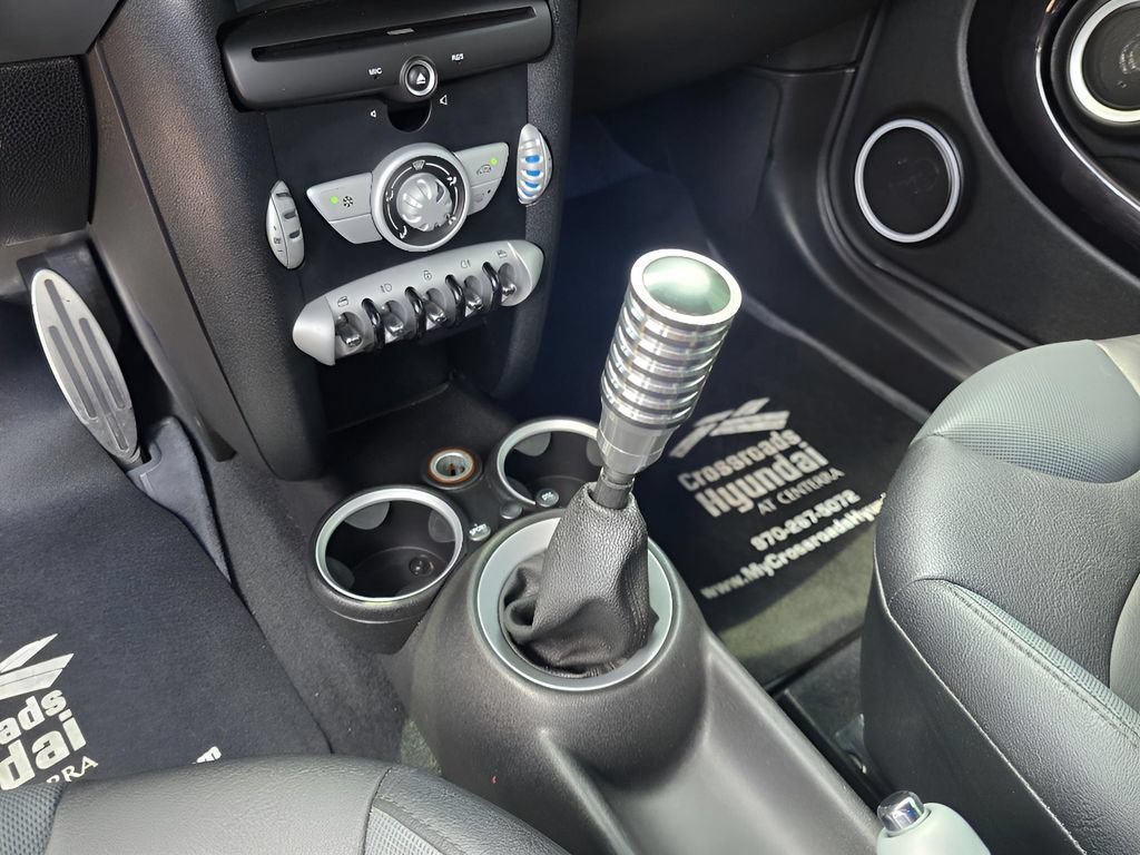 Used 2009 MINI Cooper John Cooper Works FWD image 17