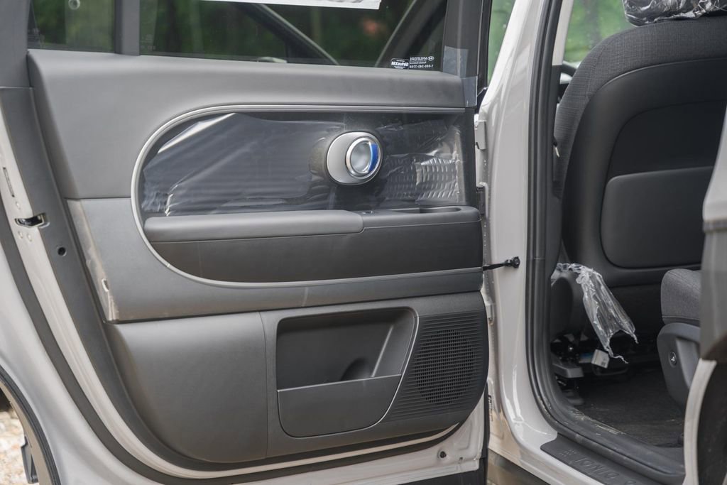 New 2026 Hyundai Ioniq 9 SE image 34