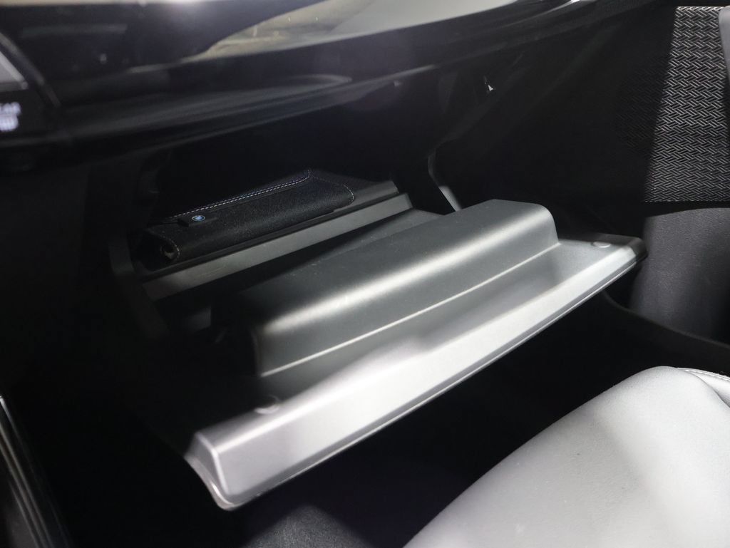 Used 2025 BMW X1 xDrive28i AWD/4WD image 32