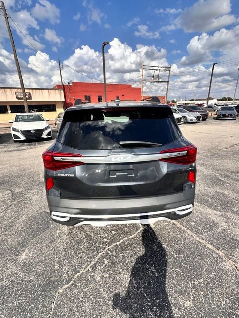 Used 2023 Kia Seltos Nightfall Edition image 8