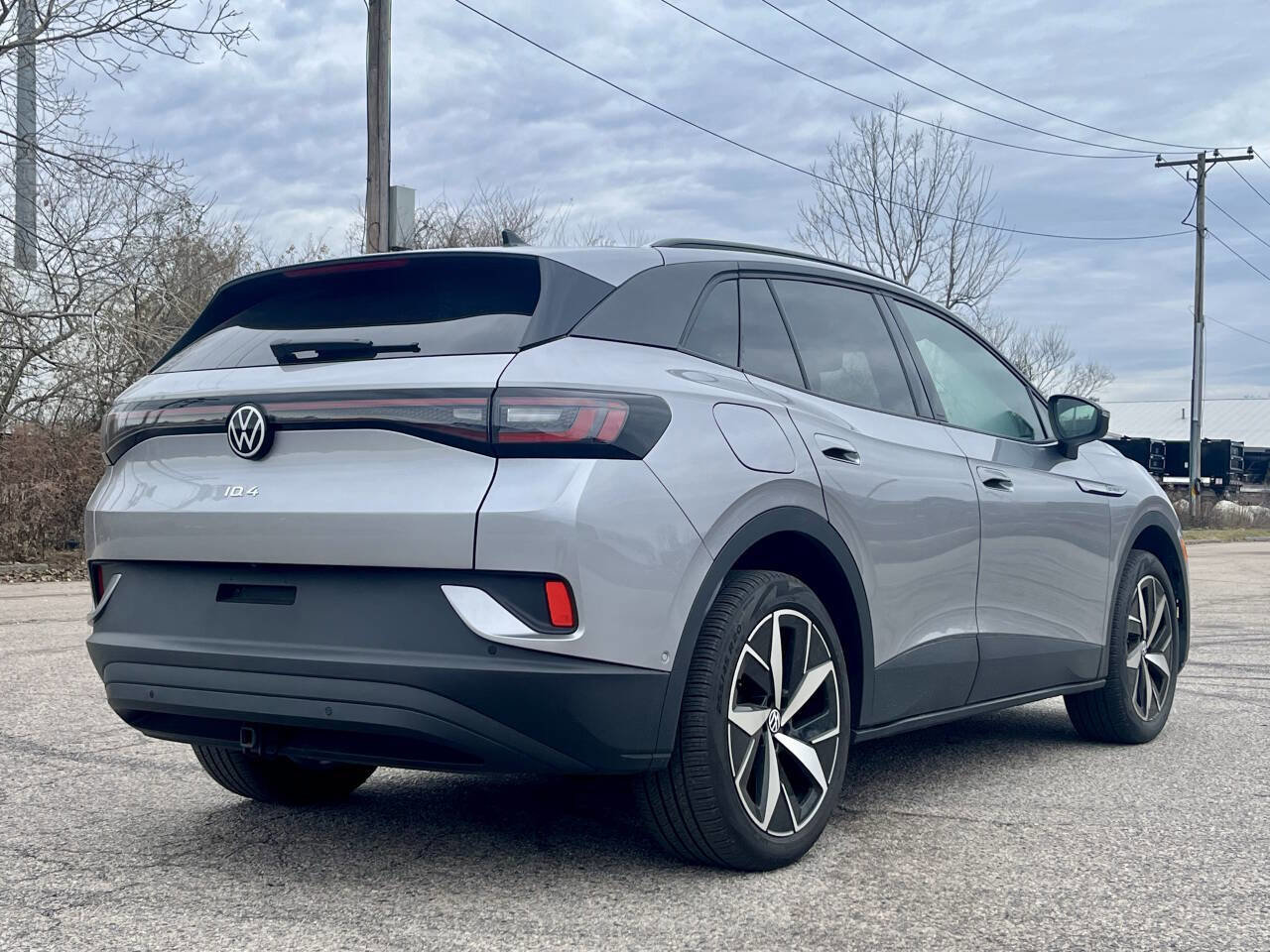 Used 2023 Volkswagen ID.4 Pro S image 5