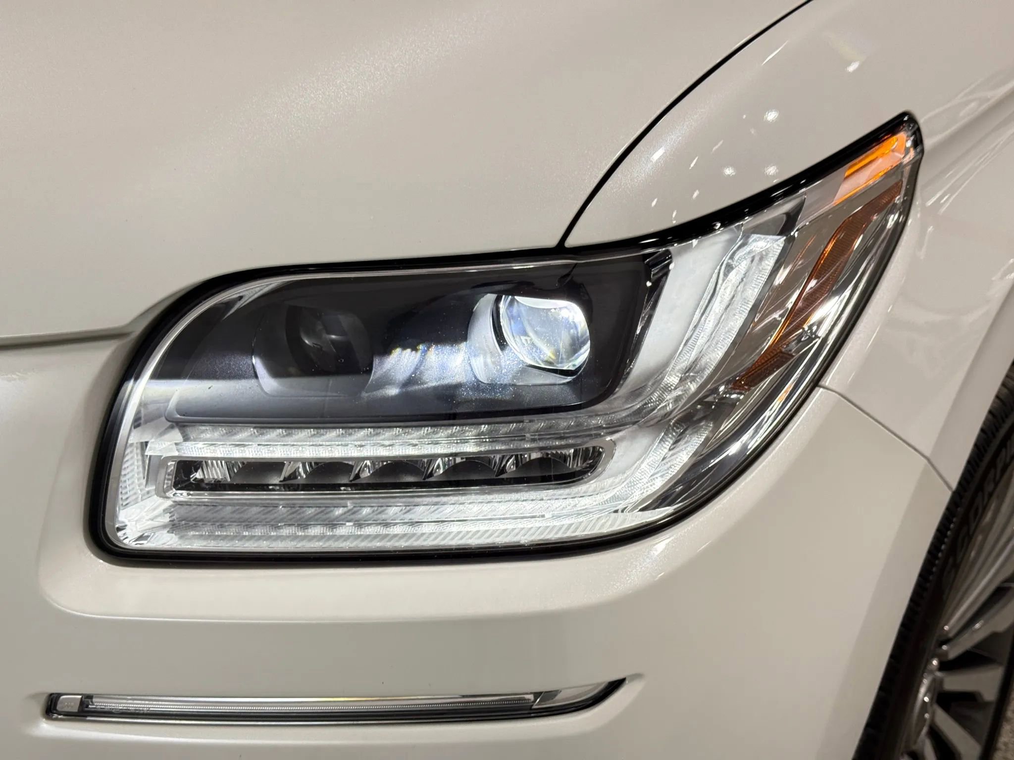 Used 2020 Lincoln Navigator Reserve w/ Luxury Package image 87