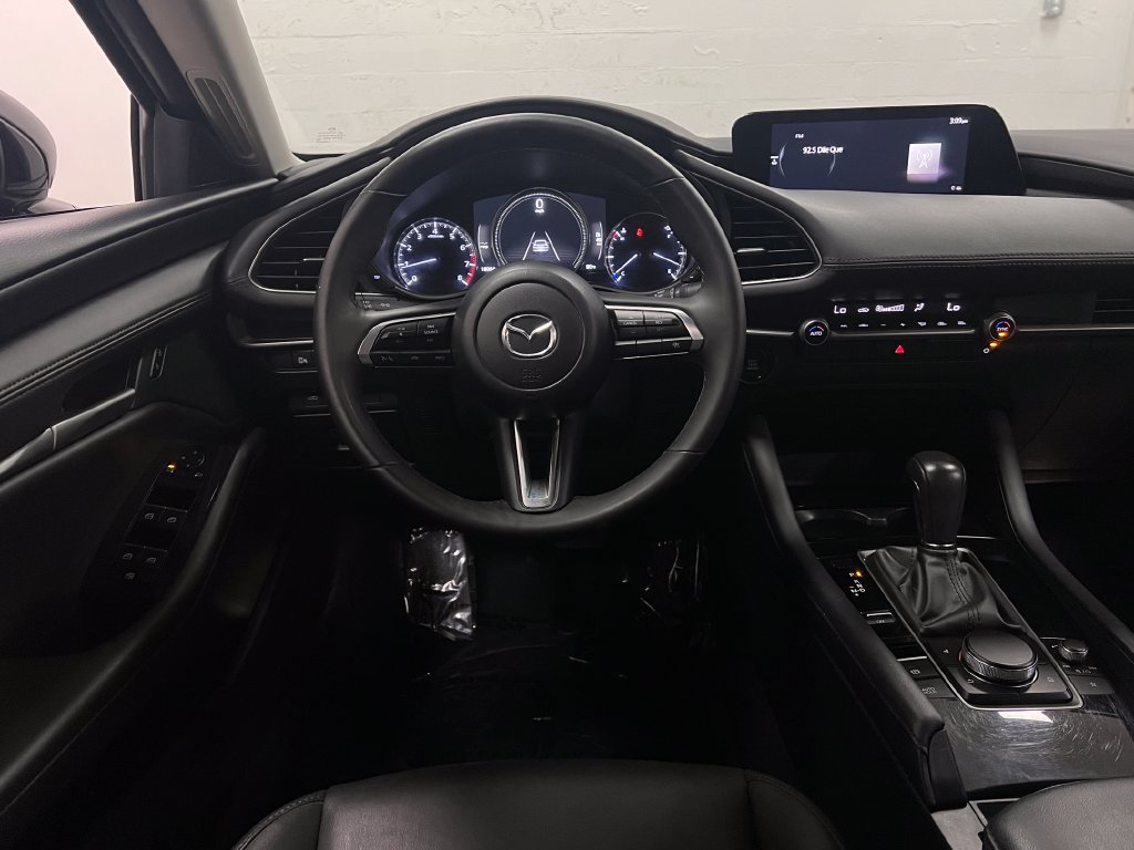 Used 2024 MAZDA MAZDA3 s FWD image 15