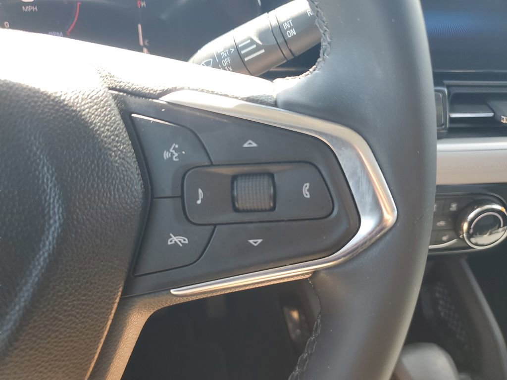 Used 2024 Chevrolet TrailBlazer LT w/ LT Cold Weather Package FWD image 20