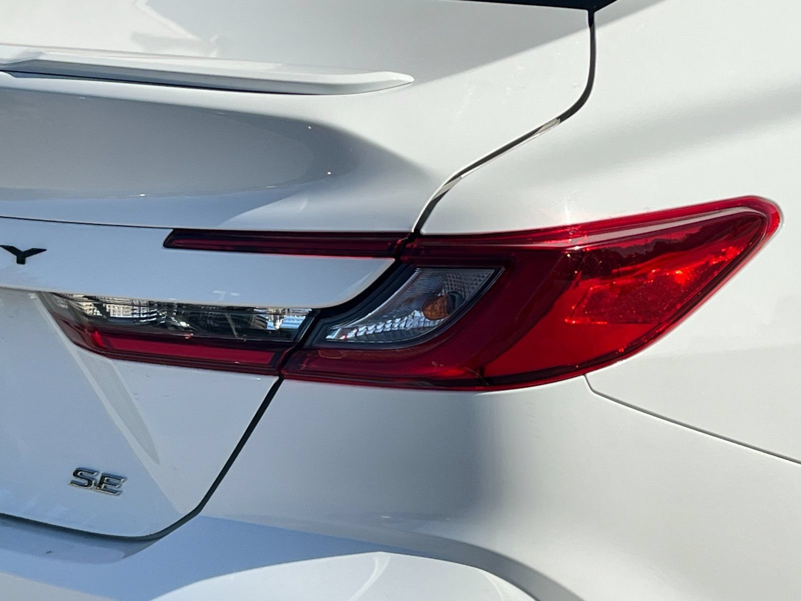 Used 2025 Toyota Camry SE FWD image 37