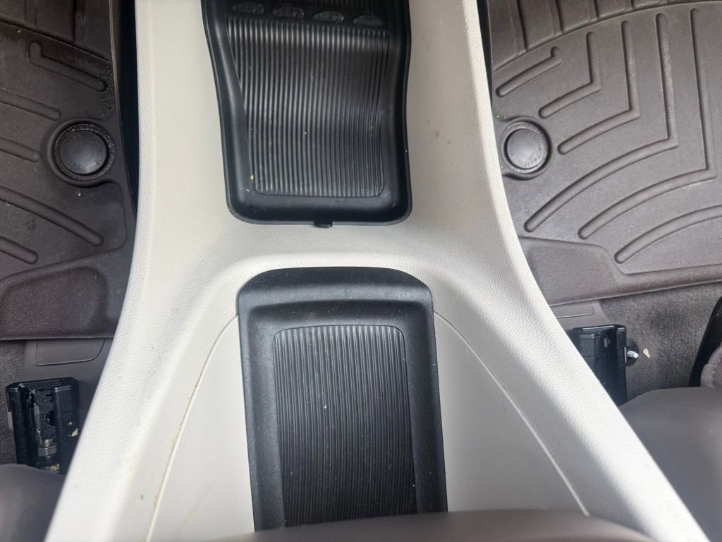 Used 2018 Chrysler Pacifica Touring-L image 27