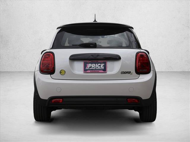 Used 2024 MINI Cooper SE w/ Signature Upholstery Package FWD image 6