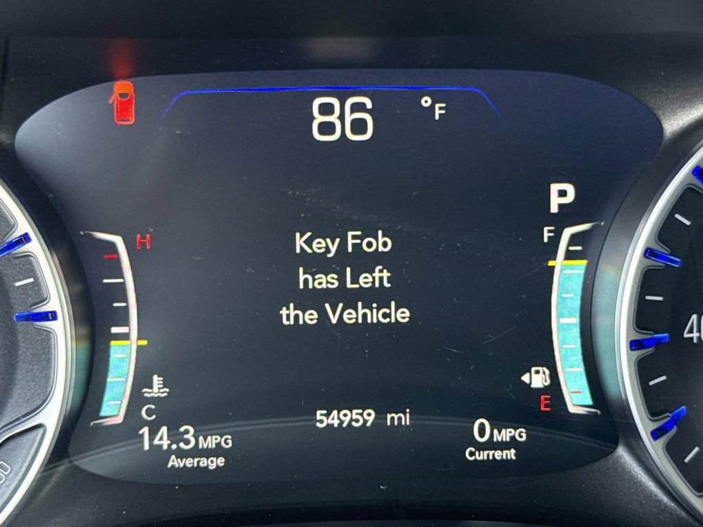 Used 2024 Chrysler Pacifica Touring-L image 40